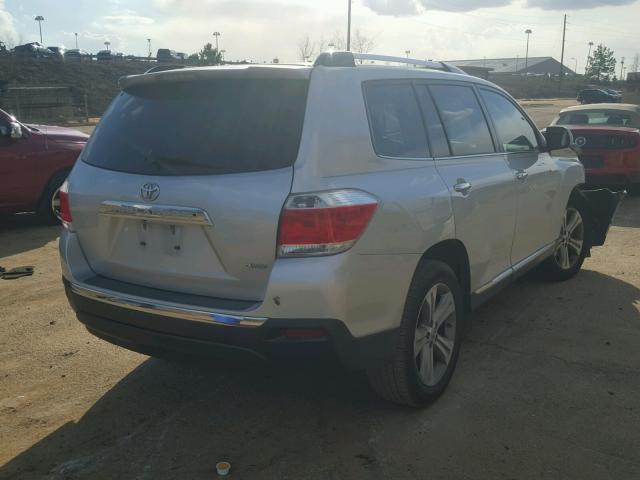 5TDDK3EH3BS060527 - 2011 TOYOTA HIGHLANDER SILVER photo 4