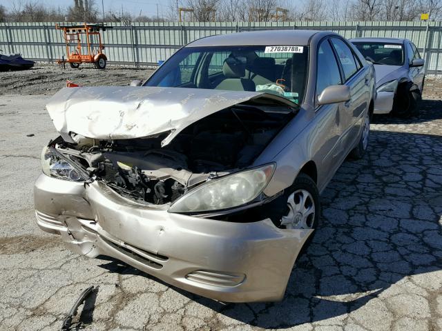 4T1BE32K55U976264 - 2005 TOYOTA CAMRY LE TAN photo 2