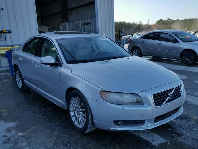 YV1AS982571043756 - 2007 VOLVO S80 3.2 SILVER photo 1