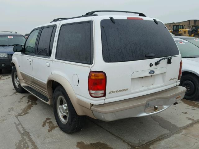 1FMZU32P1WUA17653 - 1998 FORD EXPLORER WHITE photo 3