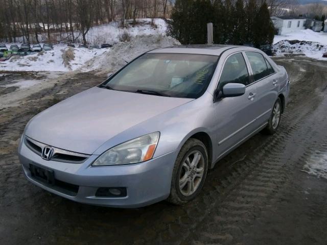 1HGCM56867A092796 - 2007 HONDA ACCORD EX SILVER photo 2