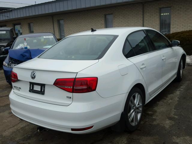 3VWLA7AJ7FM264720 - 2015 VOLKSWAGEN JETTA TDI WHITE photo 4