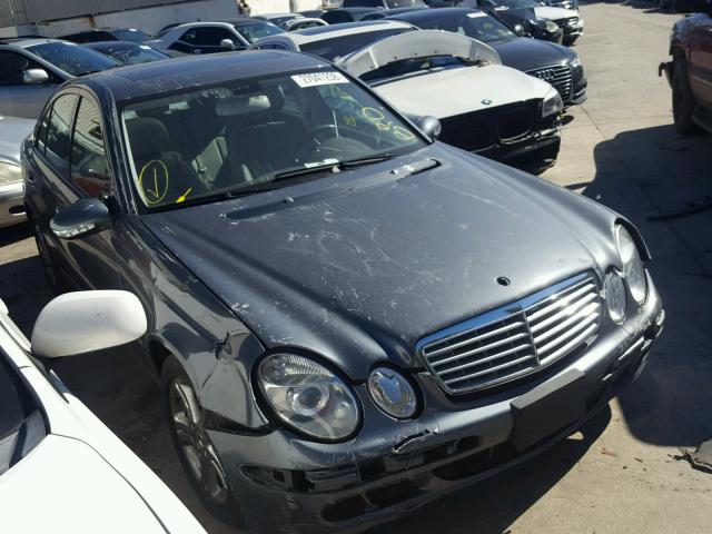 WDBUF56J06A952608 - 2006 MERCEDES-BENZ E 350 BLUE photo 1