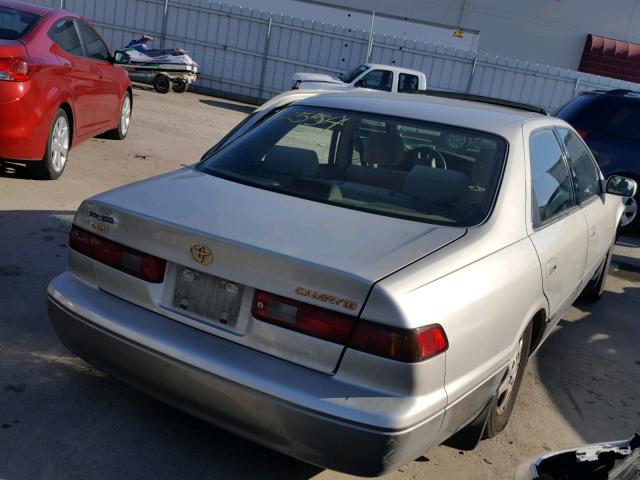 JT2BG22K7X0327397 - 1999 TOYOTA CAMRY LE BEIGE photo 4