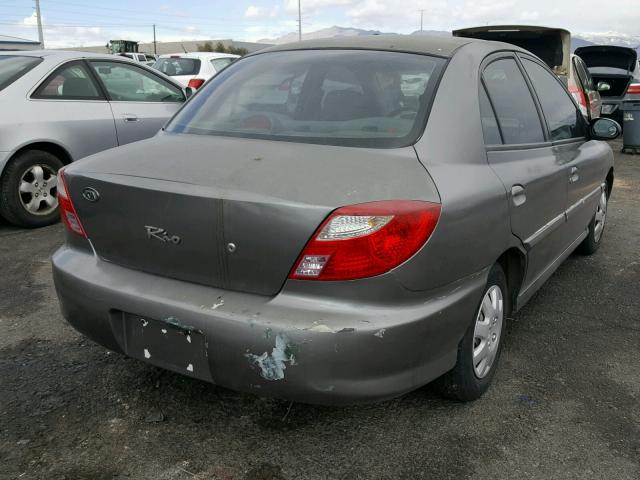 KNADC123216075333 - 2001 KIA RIO GRAY photo 4