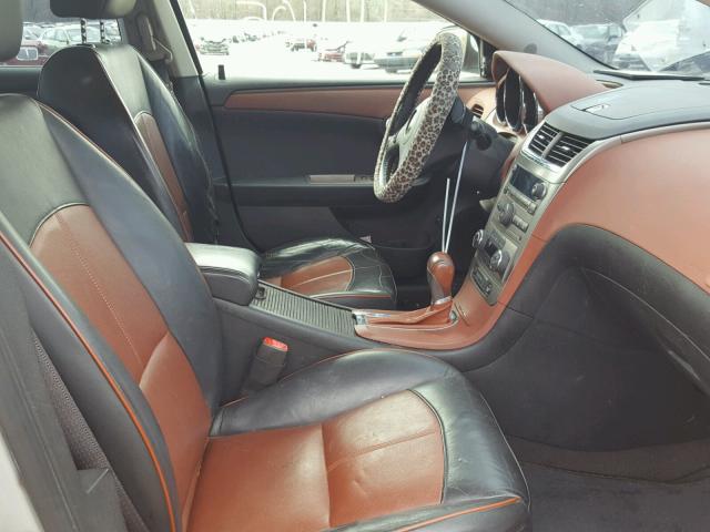 1G1ZK57769F182727 - 2009 CHEVROLET MALIBU LTZ 银色 照片 5