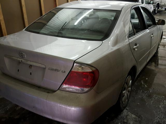 4T1BE32K45U041091 - 2005 TOYOTA CAMRY LE SILVER photo 4