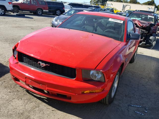 1ZVHT80N595143267 - 2009 FORD MUSTANG RED photo 2