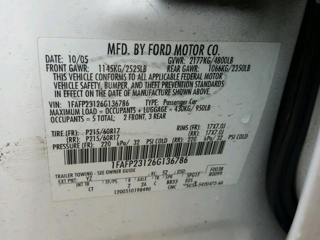 1FAFP23126G136786 - 2006 FORD FIVE HUNDR WHITE photo 10