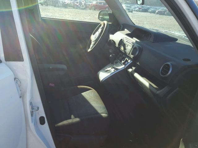 JTLZE4FE8CJ009986 - 2012 TOYOTA SCION XB 白色 照片 5