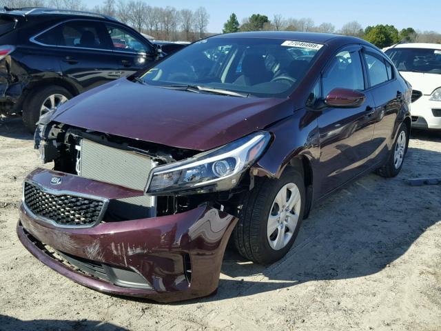 3KPFL4A70HE009661 - 2017 KIA FORTE LX MAROON photo 2