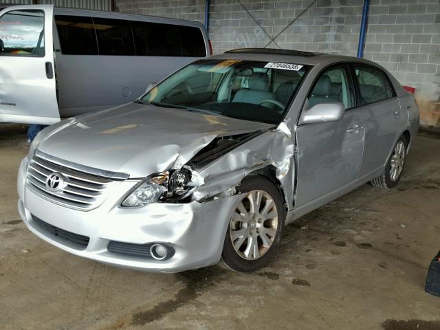 4T1BK36B28U257402 - 2008 TOYOTA AVALON XL SILVER photo 2