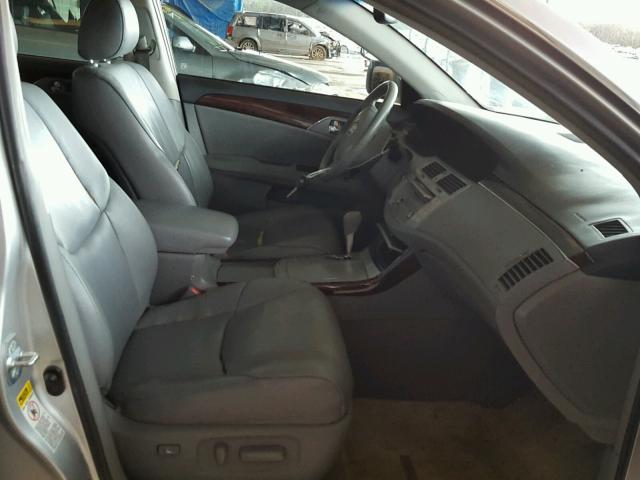 4T1BK36B28U257402 - 2008 TOYOTA AVALON XL SILVER photo 5