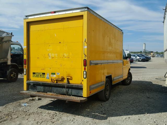 1GD1G2BA1A1900379 - 2010 GMC SAVANA CUT YELLOW photo 4