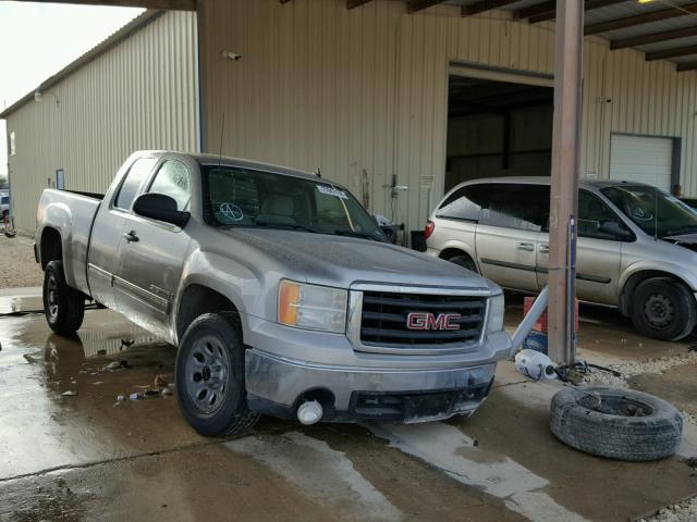 2GTEC19C781277695 - 2008 GMC SIERRA C15 SILVER photo 1