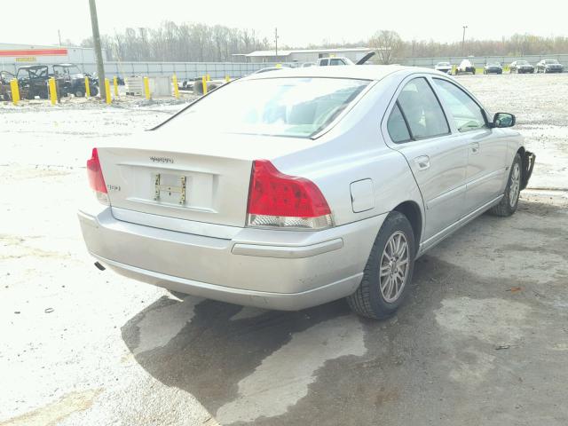 YV1RS612752435916 - 2005 VOLVO S60 SILVER photo 4