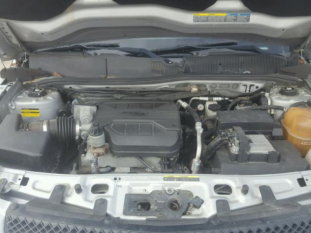 2CNDL23F756127214 - 2005 CHEVROLET EQUINOX LS SILVER photo 7