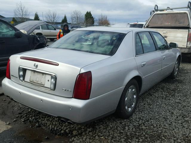 1G6KE54Y62U239865 - 2002 CADILLAC DEVILLE DH SILVER photo 4