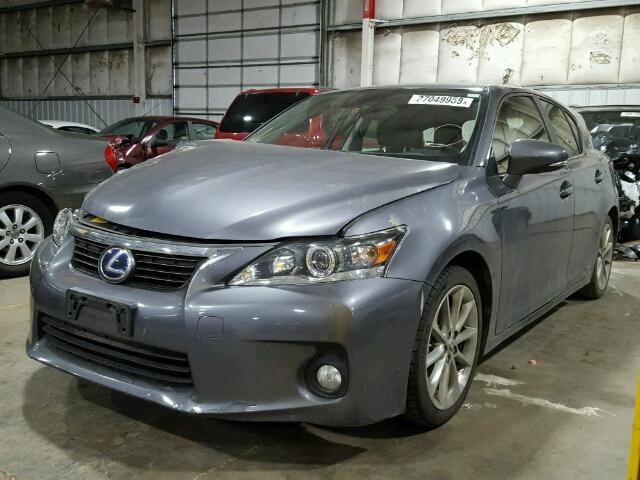 JTHKD5BH5D2142723 - 2013 LEXUS CT 200 GRAY photo 2