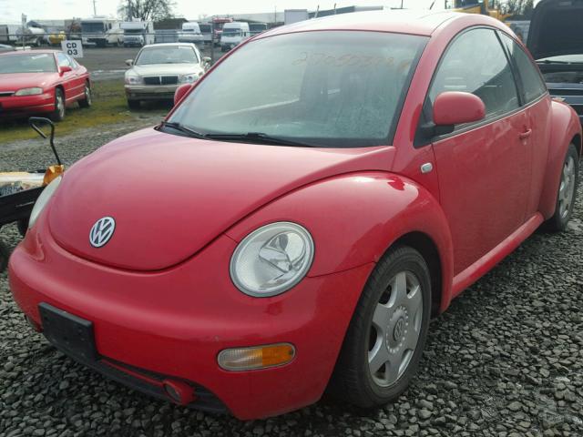 3VWCA21CXYM416903 - 2000 VOLKSWAGEN NEW BEETLE RED photo 2