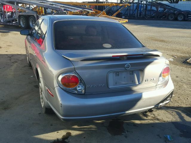 JN1DA31A82T303958 - 2002 NISSAN MAXIMA GLE GRAY photo 3