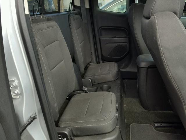 1GCHSBE30F1246741 - 2015 CHEVROLET COLORADO L SILVER photo 6