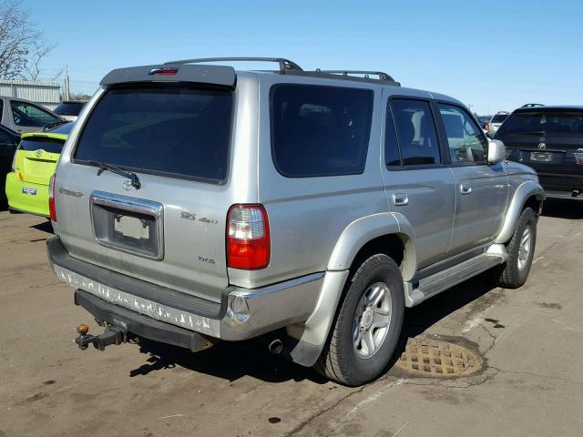 JT3HN86R829061253 - 2002 TOYOTA 4RUNNER SR SILVER photo 4