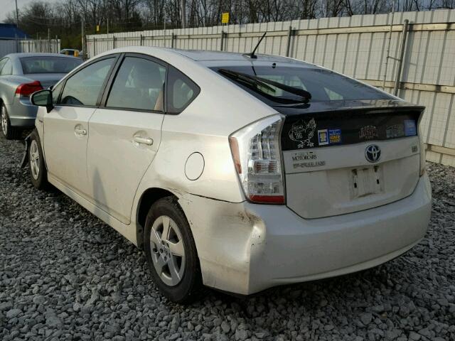 JTDKN3DU1B0299932 - 2011 TOYOTA PRIUS WHITE photo 3