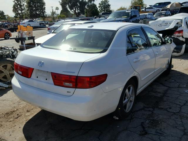 1HGCM56825A029272 - 2005 HONDA ACCORD EX WHITE photo 4