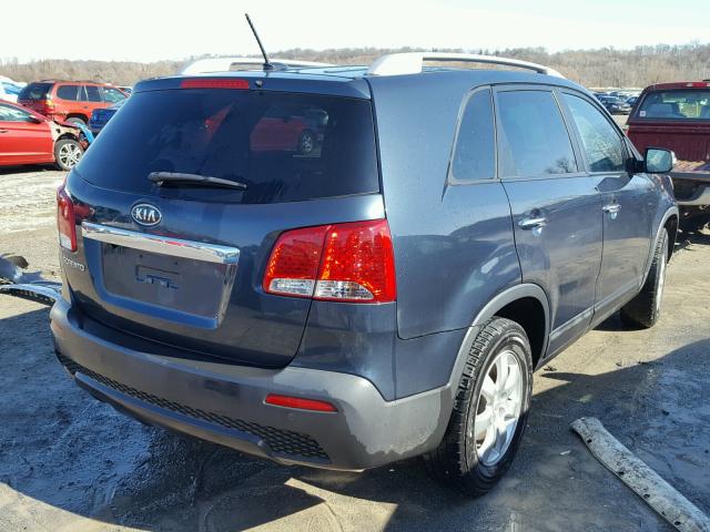 5XYKT4A15BG118993 - 2011 KIA SORENTO BA BLUE photo 4