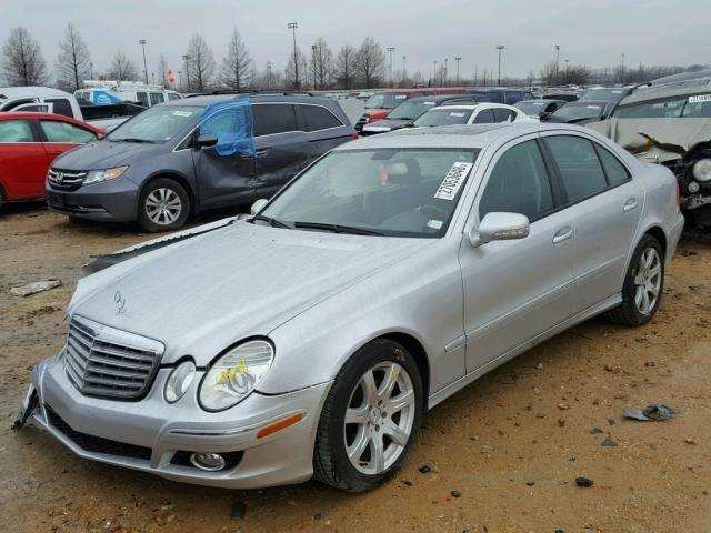 WDBUF56X67B125552 - 2007 MERCEDES-BENZ E 350 SILVER photo 2