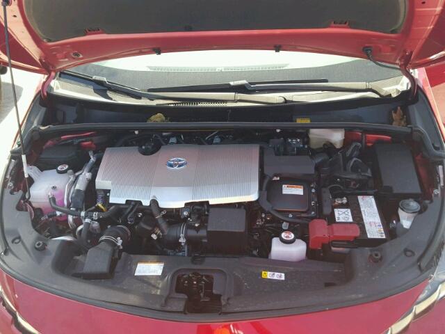 JTDKARFP8H3011482 - 2017 TOYOTA PRIUS PRIM 红色 照片 7