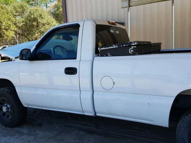 1GCEK14V87E185987 - 2007 CHEVROLET SILVERADO WHITE photo 10