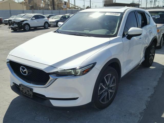 JM3KFADL9H0181426 - 2017 MAZDA CX-5 GRAND WHITE photo 2