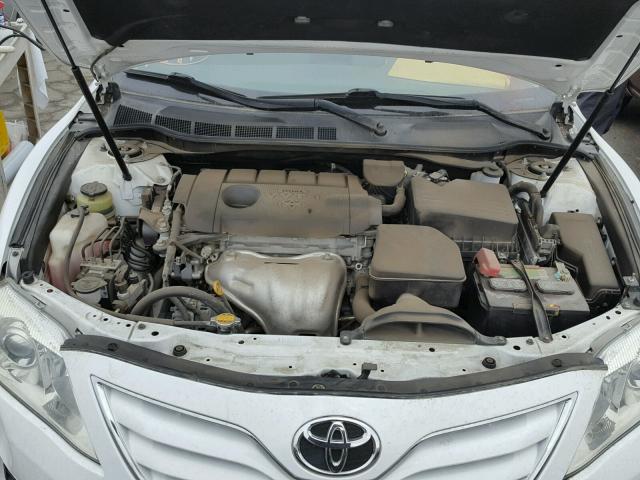 4T4BF3EK1BR107350 - 2011 TOYOTA CAMRY BASE WHITE photo 7