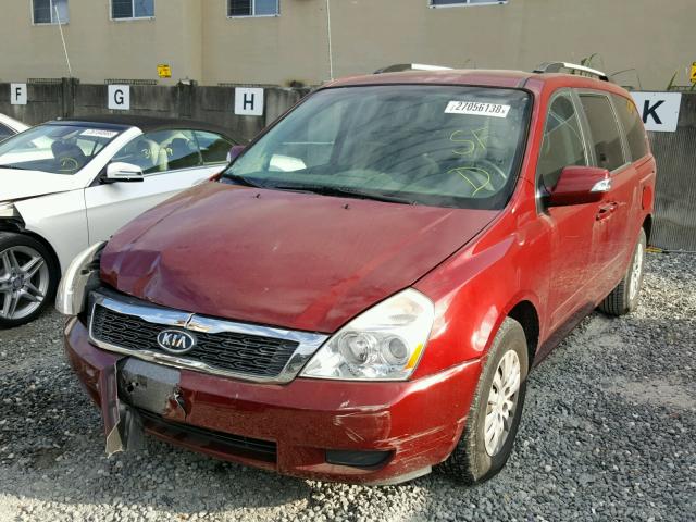 KNDMG4C70C6445305 - 2012 KIA SEDONA LX RED photo 2