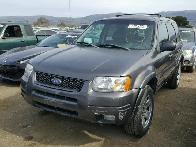 1FMCU04133KA41909 - 2003 FORD ESCAPE LIM GRAY photo 2