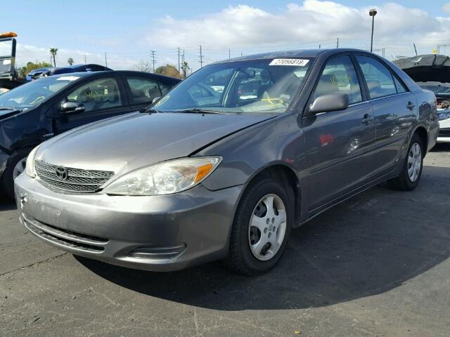 4T1BE32K93U736907 - 2003 TOYOTA CAMRY LE GRAY photo 2