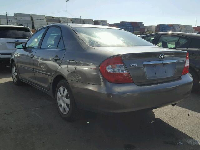 4T1BE32K93U736907 - 2003 TOYOTA CAMRY LE GRAY photo 3