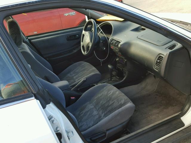 JH4DB7654WS004572 - 1998 ACURA INTEGRA LS WHITE photo 5