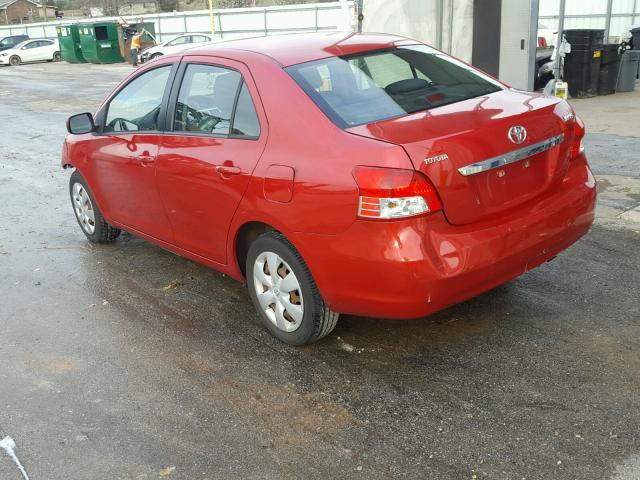 JTDBT923784039359 - 2008 TOYOTA YARIS MAROON photo 3