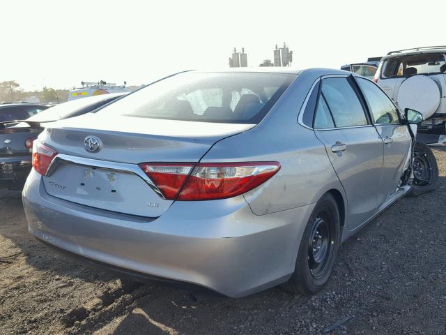 4T1BF1FK1HU803888 - 2017 TOYOTA CAMRY LE SILVER photo 4