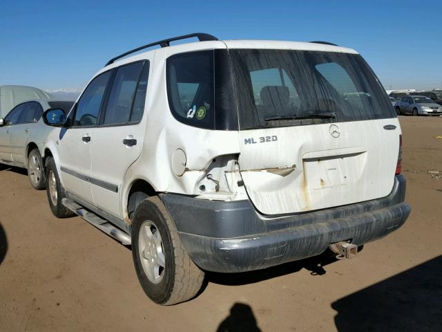 4JGAB54E8XA079404 - 1999 MERCEDES-BENZ ML 320 WHITE photo 3