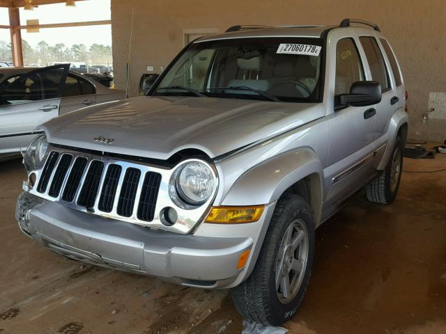 1J8GK58K65W554572 - 2005 JEEP LIBERTY LI SILVER photo 2