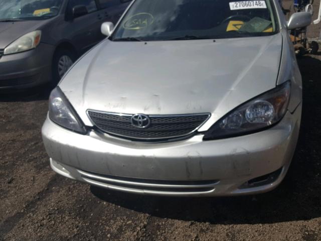 JTDBF32K530101465 - 2003 TOYOTA CAMRY LE SILVER photo 9