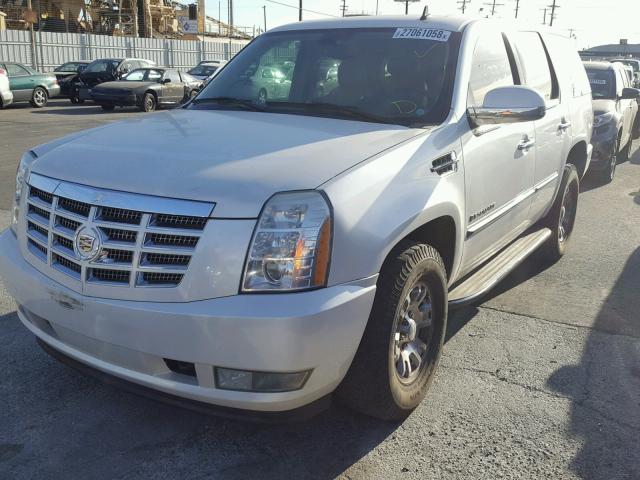 1GYFK63847R384874 - 2007 CADILLAC ESCALADE L WHITE photo 2