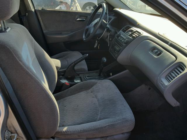 1HGCF86602A151246 - 2002 HONDA ACCORD VAL SILVER photo 5