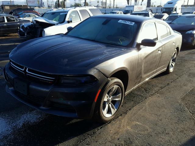 2C3CDXBGXGH180599 - 2016 DODGE CHARGER SE GRAY photo 2