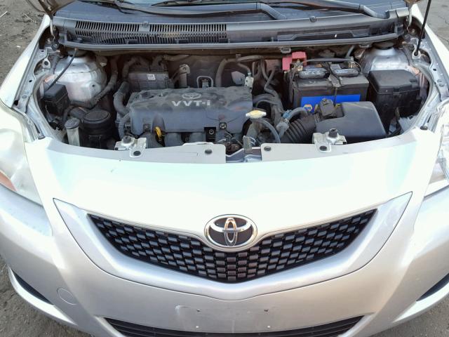 JTDBT903894048821 - 2009 TOYOTA YARIS SILVER photo 7