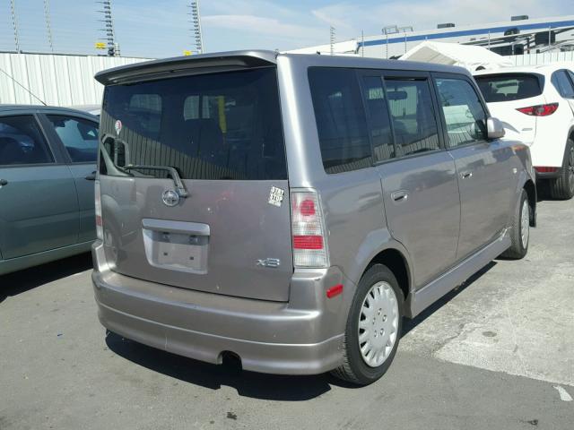 JTLKT324540143005 - 2004 TOYOTA SCION XB GRAY photo 4